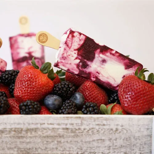 Greek Yogurt & Berries